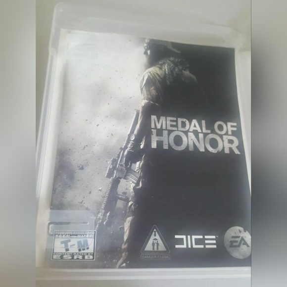 Medal of Honor (Sony PlayStation 3, 2010) PS3 Game Complete - Picture 4 of 4